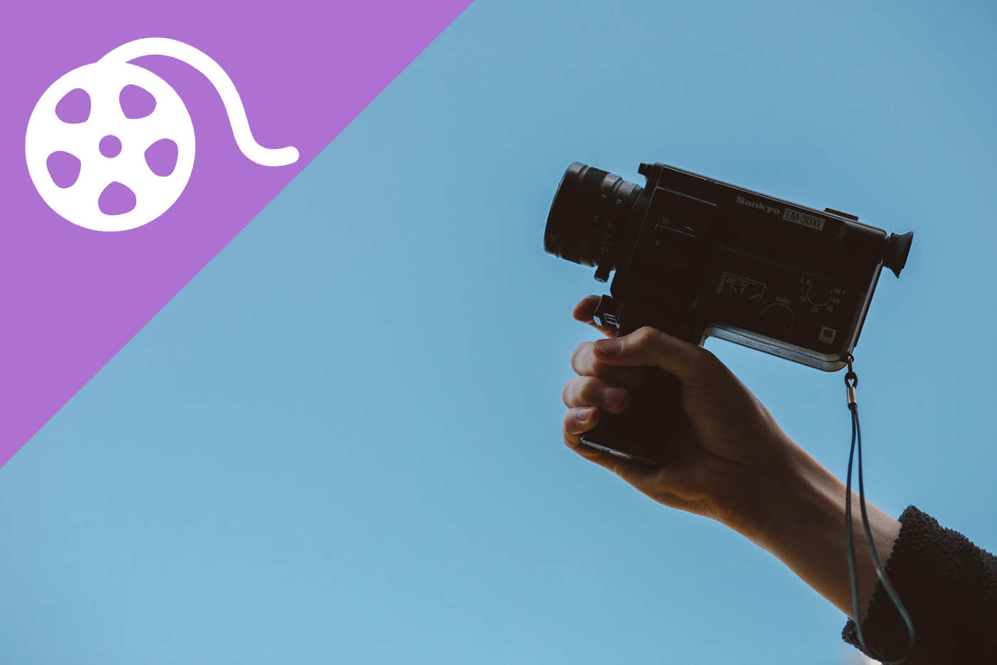 hands holding camera